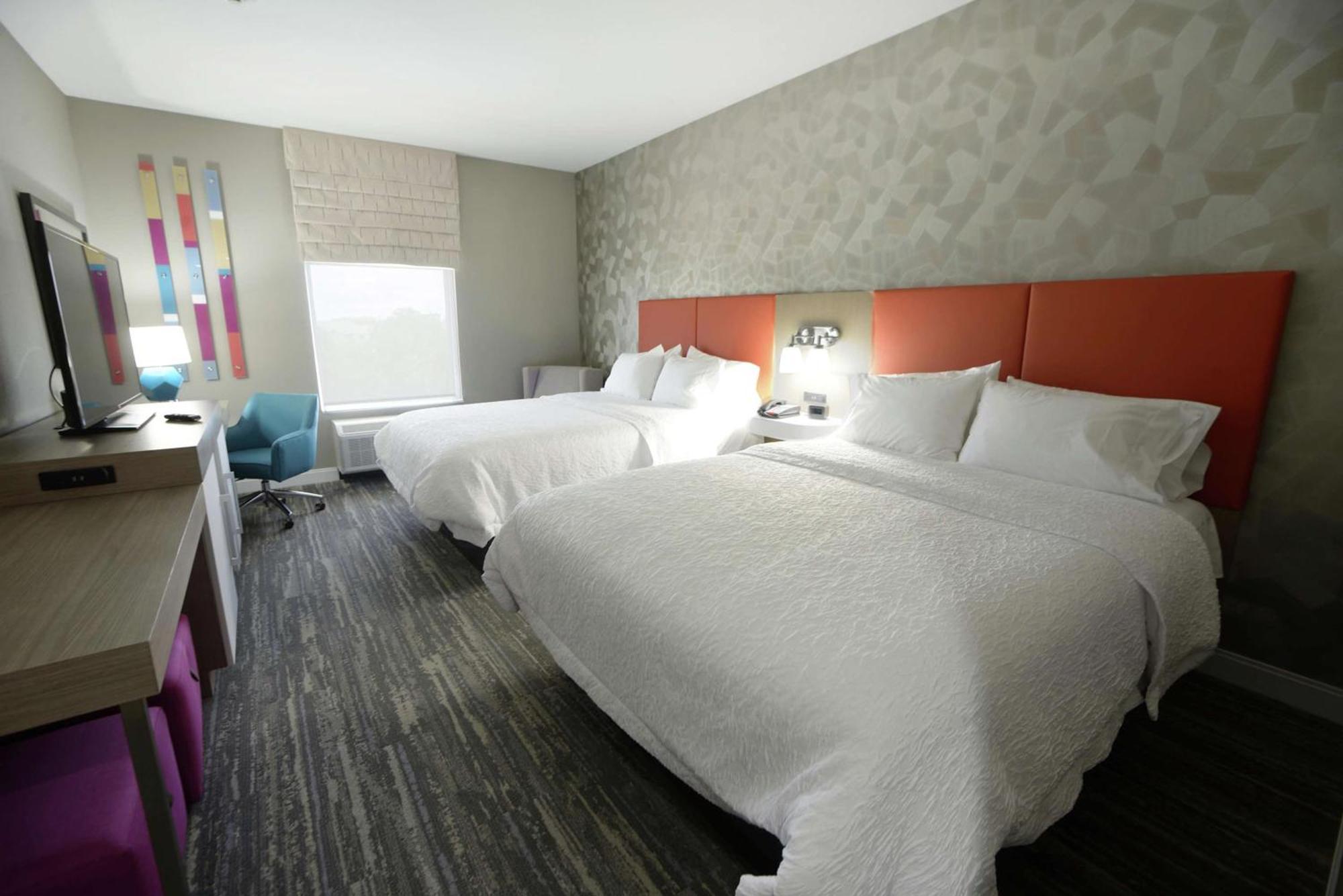 Hotel Hampton & City/quail Springs 3*